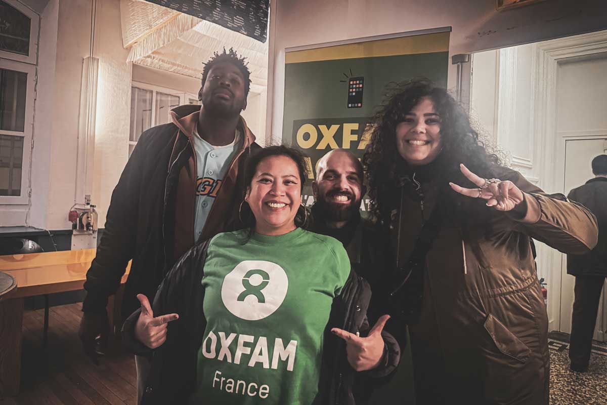 Quand le Green Washing Comedy Club joue chez Oxfam